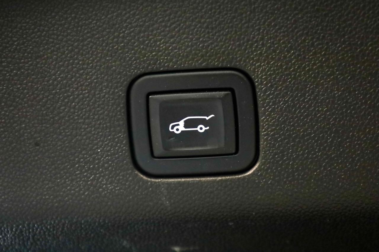 Chevrolet Tahoe 4WD 4dr Z71 2021