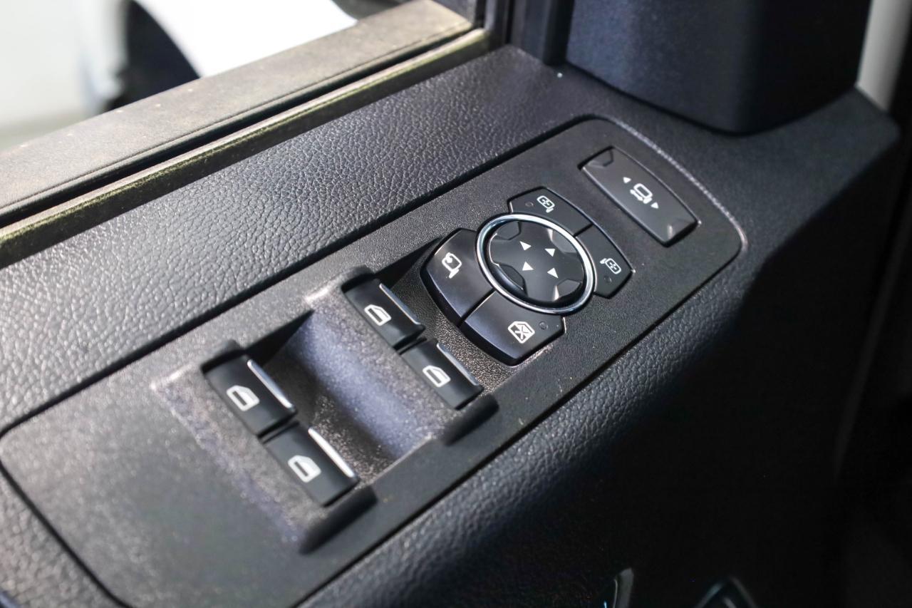 Ford Super Duty F-250 SRW King Ranch 4WD Crew Cab 8' Box 2021