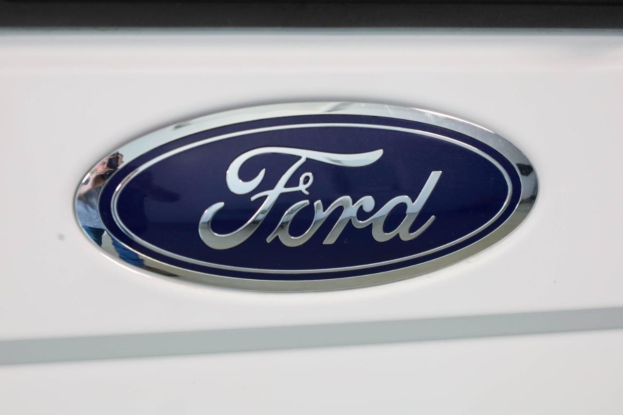 Ford Super Duty F-250 SRW King Ranch 4WD Crew Cab 8' Box 2021