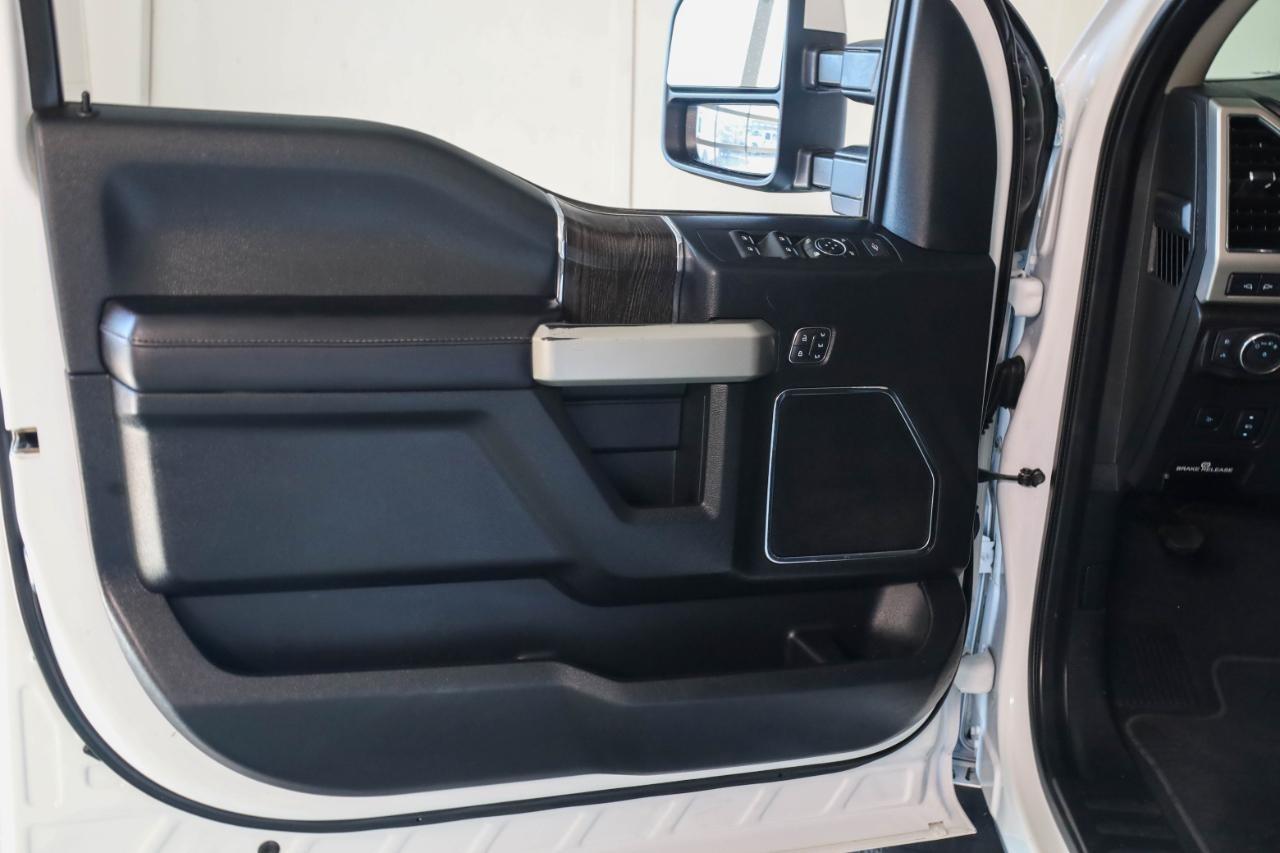 Ford Super Duty F-250 SRW King Ranch 4WD Crew Cab 8' Box 2021