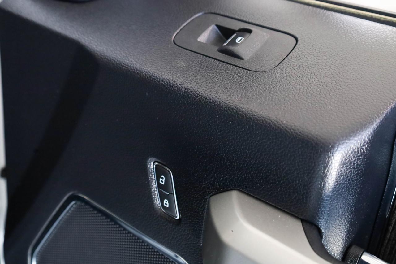 Ford Super Duty F-250 SRW King Ranch 4WD Crew Cab 8' Box 2021