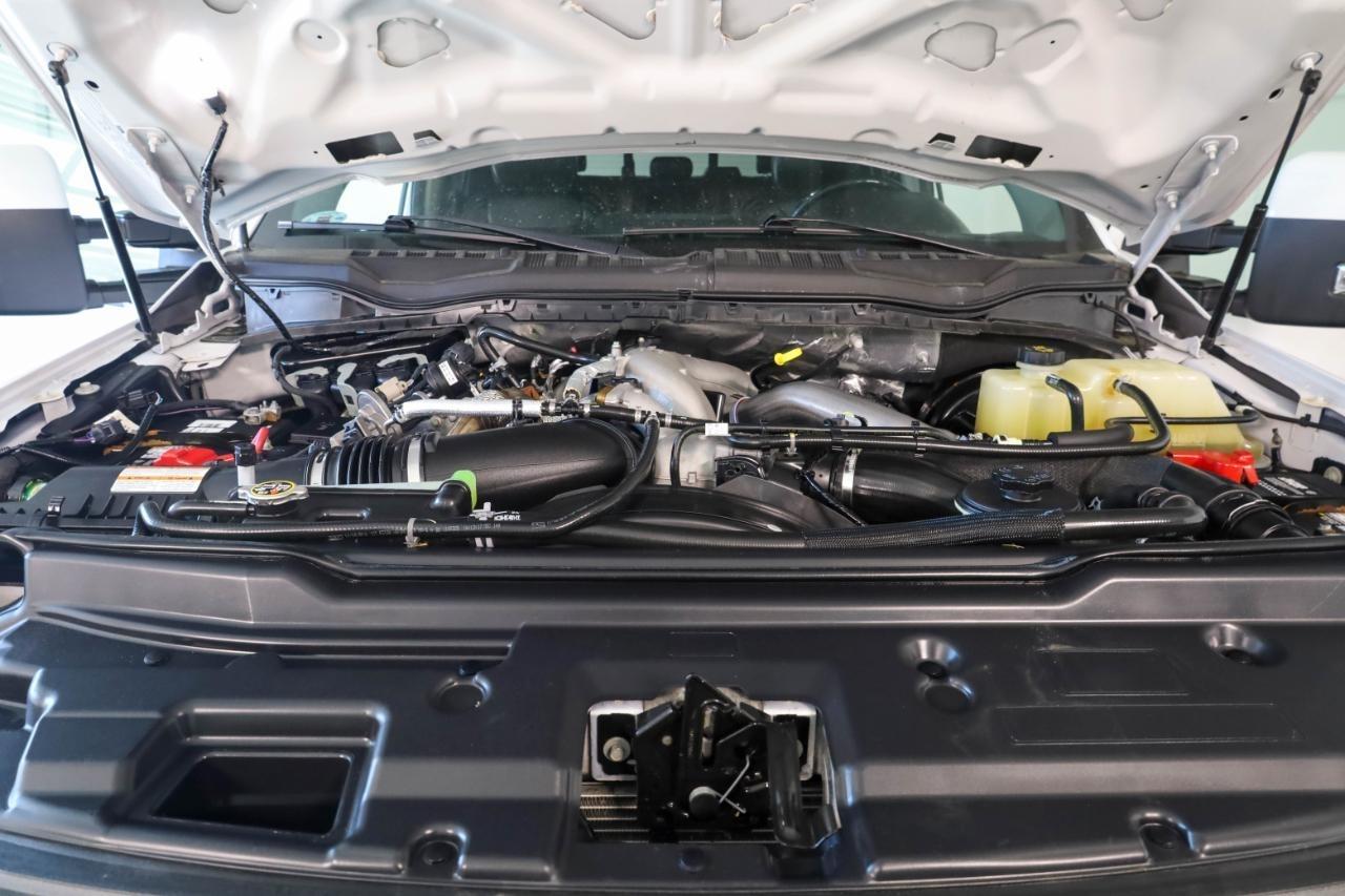 Ford Super Duty F-250 SRW King Ranch 4WD Crew Cab 8' Box 2021