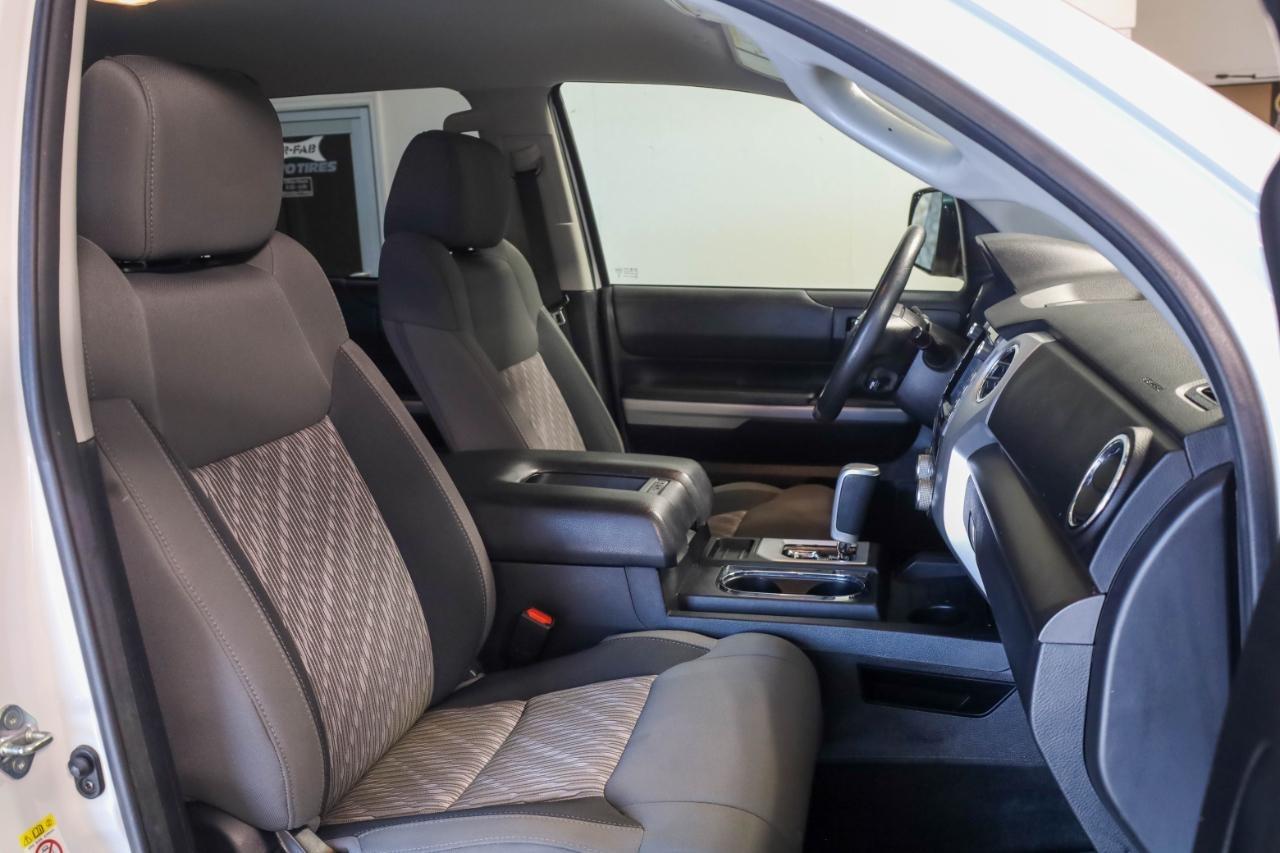 Toyota Tundra 4WD TRD Pro CrewMax 5.5' Bed 5.7L (Natl) 2020