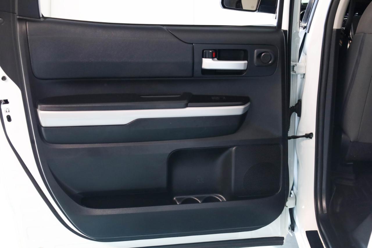 Toyota Tundra 4WD TRD Pro CrewMax 5.5' Bed 5.7L (Natl) 2020