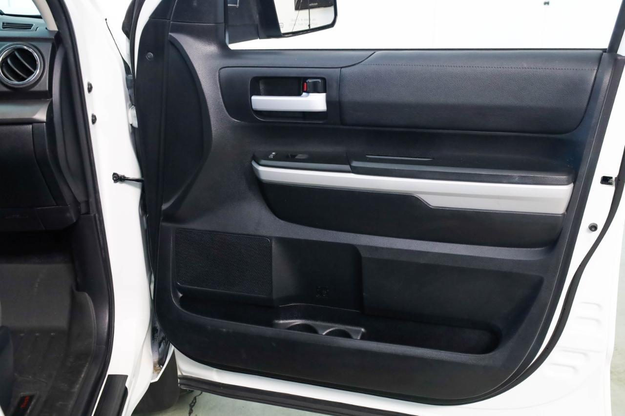 Toyota Tundra 4WD TRD Pro CrewMax 5.5' Bed 5.7L (Natl) 2020