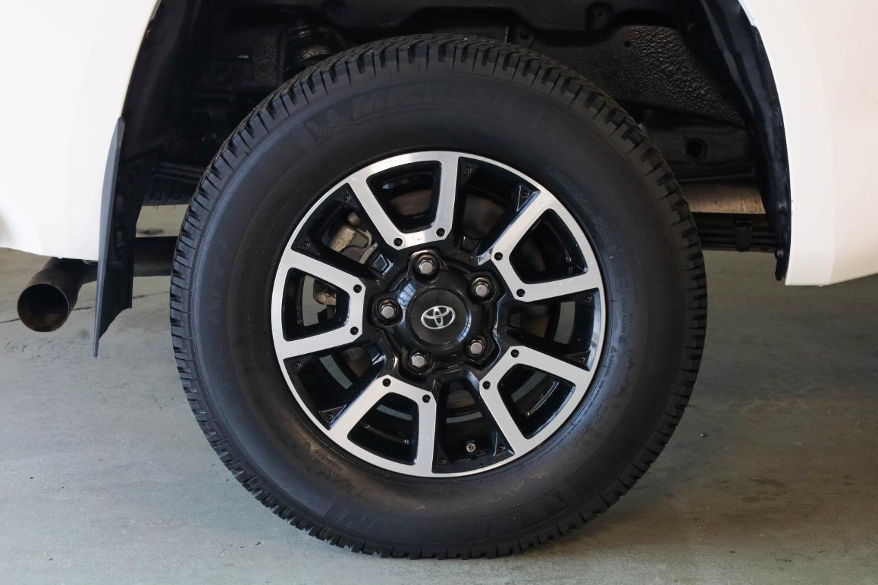 Toyota Tundra 4WD TRD Pro CrewMax 5.5' Bed 5.7L (Natl) 2020