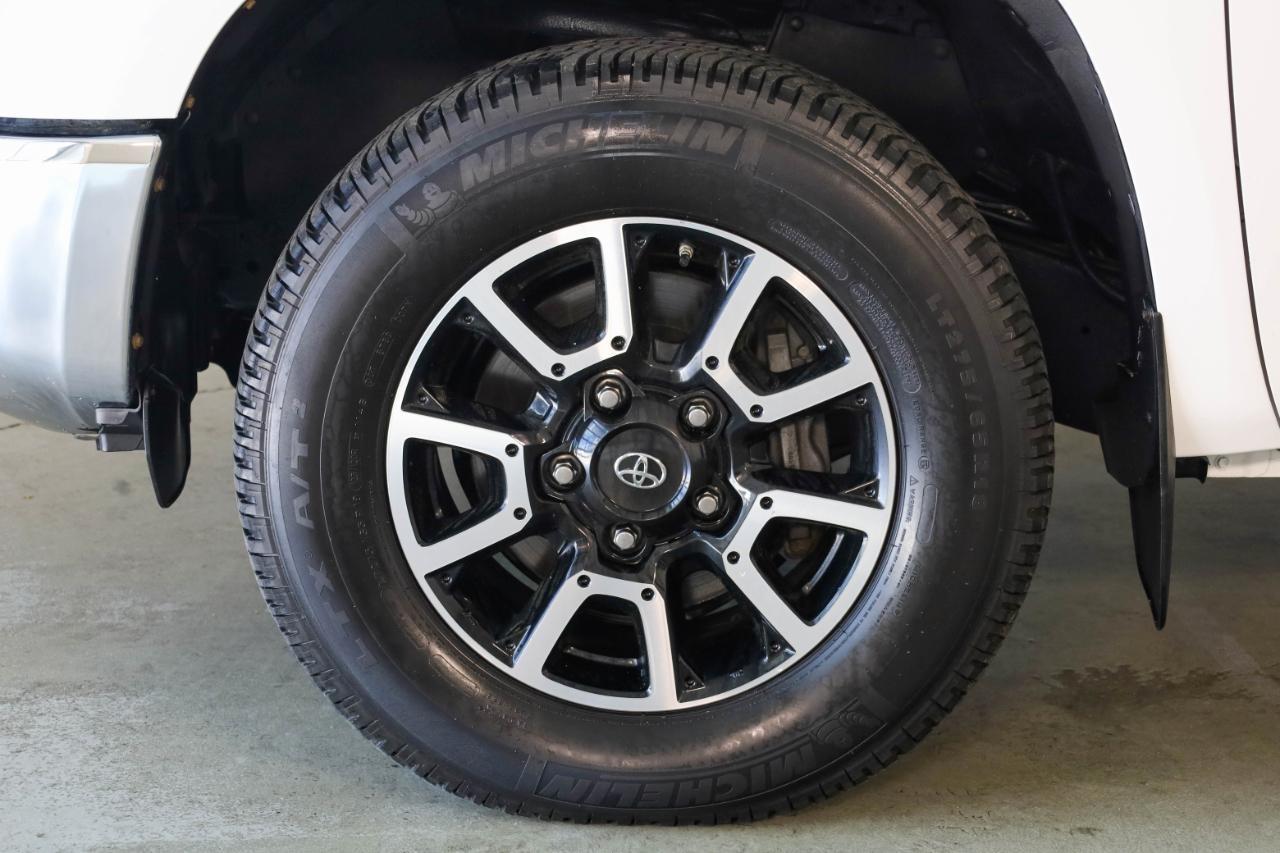 Toyota Tundra 4WD TRD Pro CrewMax 5.5' Bed 5.7L (Natl) 2020