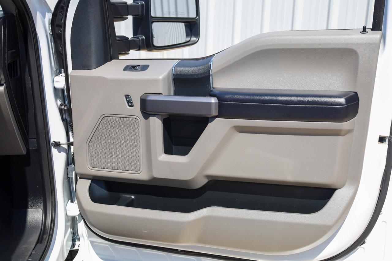 Ford Super Duty F-350 DRW King Ranch 4WD Crew Cab 8' Box 2021