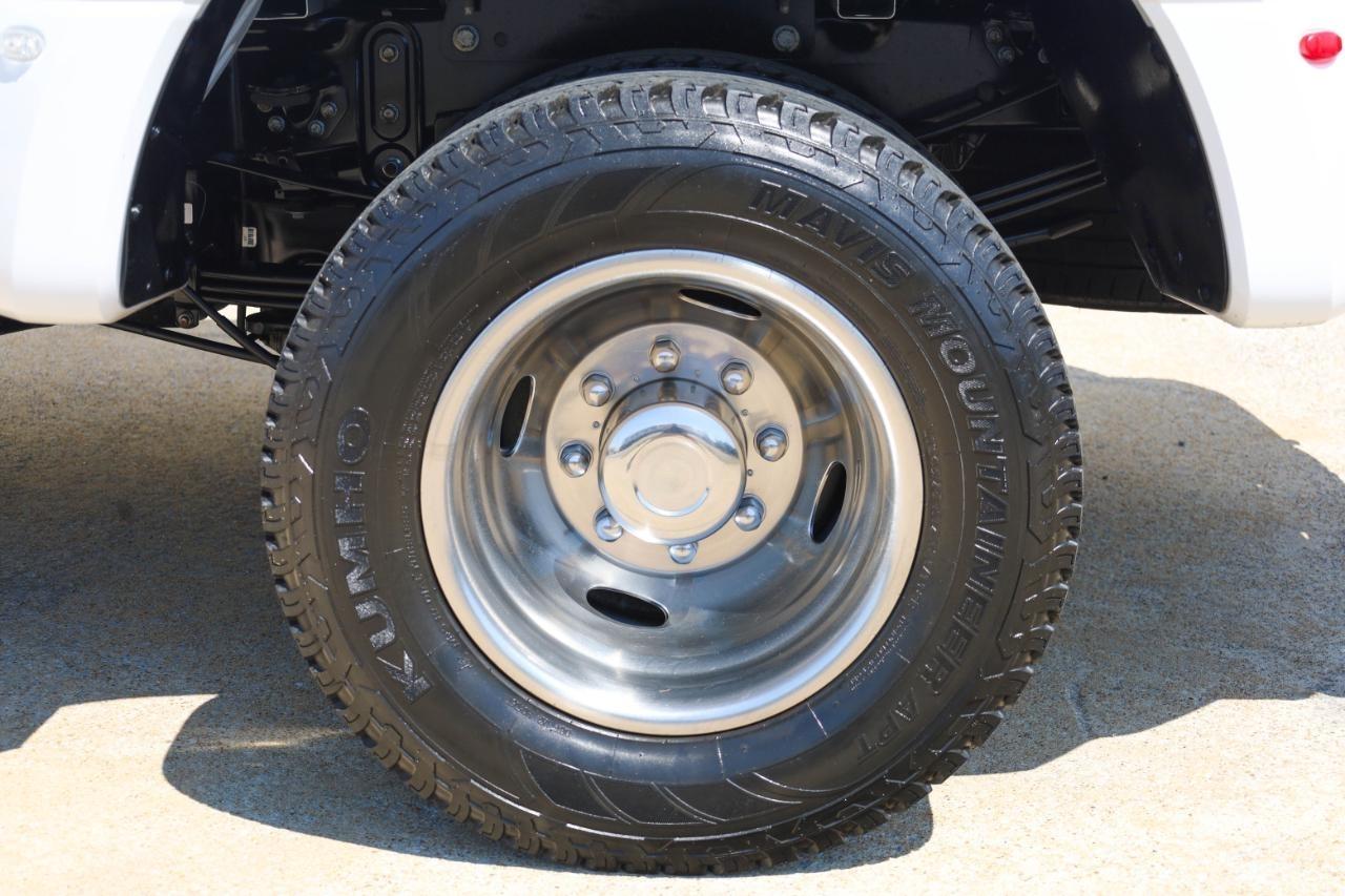 Ford Super Duty F-350 DRW King Ranch 4WD Crew Cab 8' Box 2021