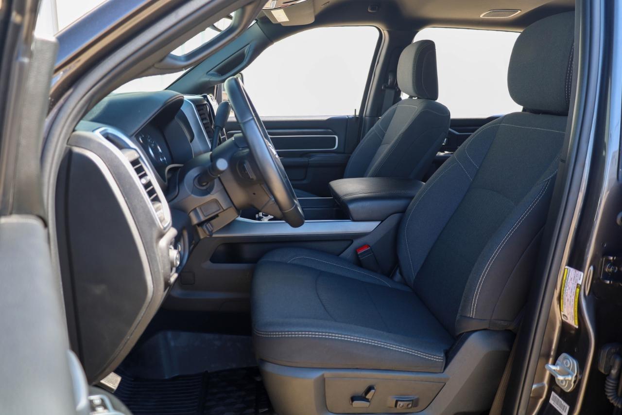 RAM 3500 Big Horn 4x4 Crew Cab 8' Box 2024