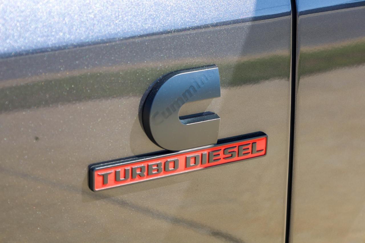 RAM 3500 Big Horn 4x4 Crew Cab 8' Box 2024