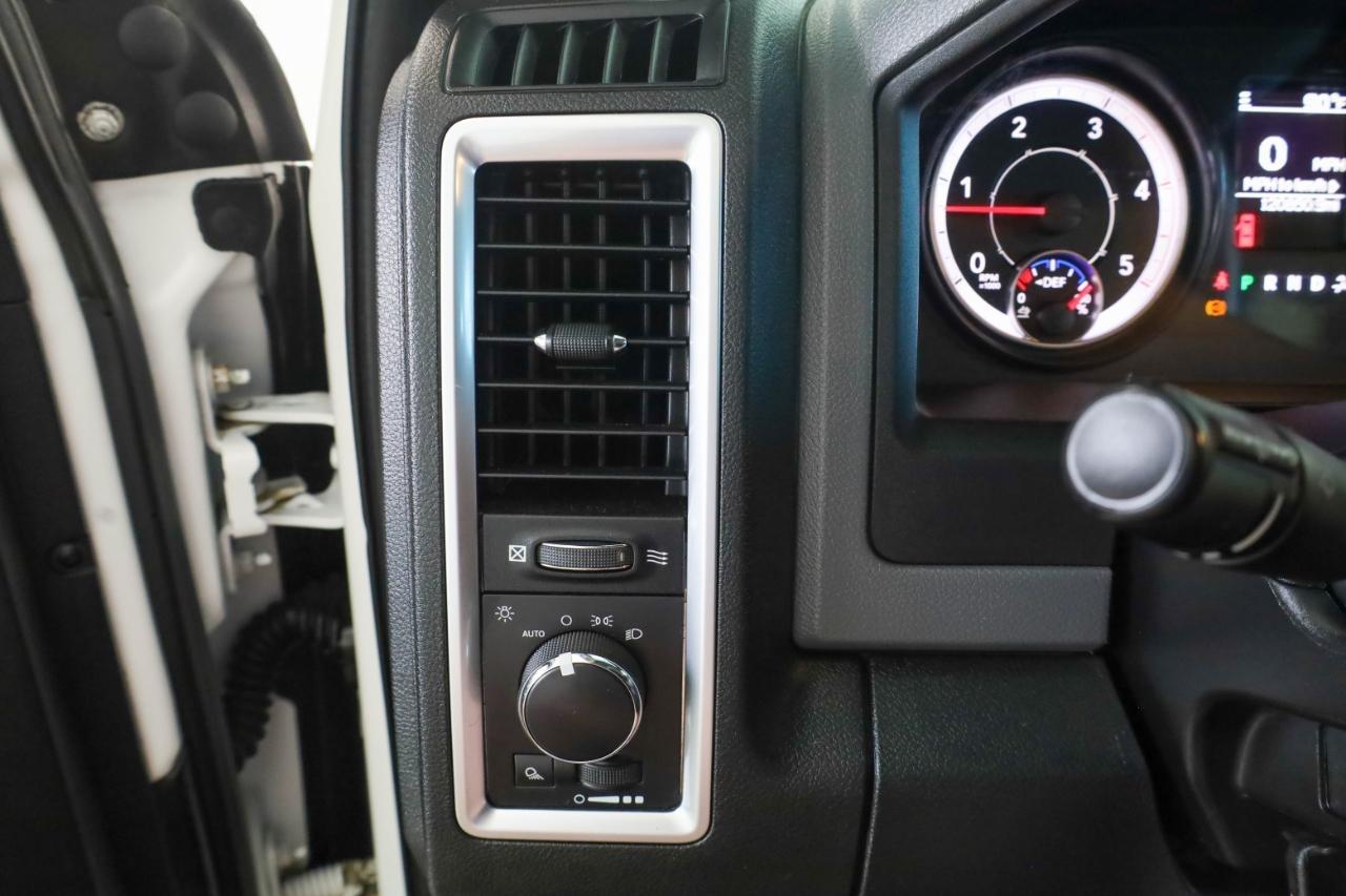 RAM 2500 4WD Crew Cab 149" SLT 2016