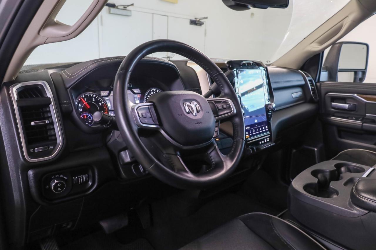 RAM 2500 Laramie 4x4 Crew Cab 6'4" Box 2024