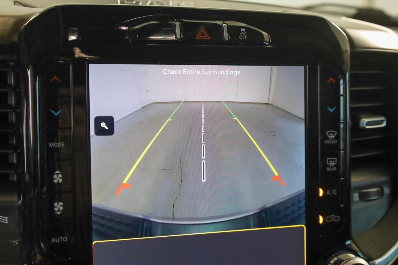 RAM 2500 Laramie 4x4 Crew Cab 6'4" Box 2024