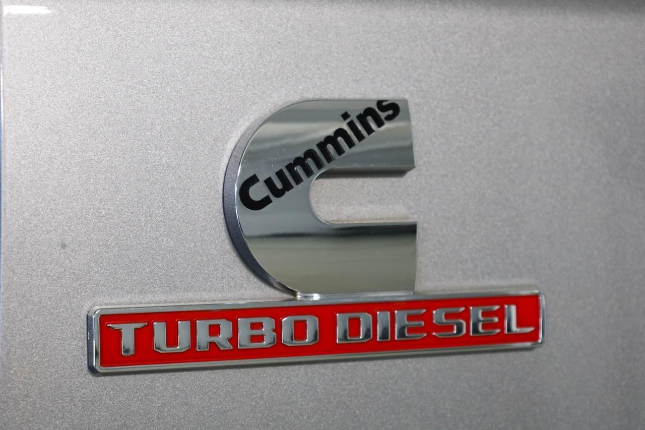 RAM 2500 Laramie 4x4 Crew Cab 6'4" Box 2024