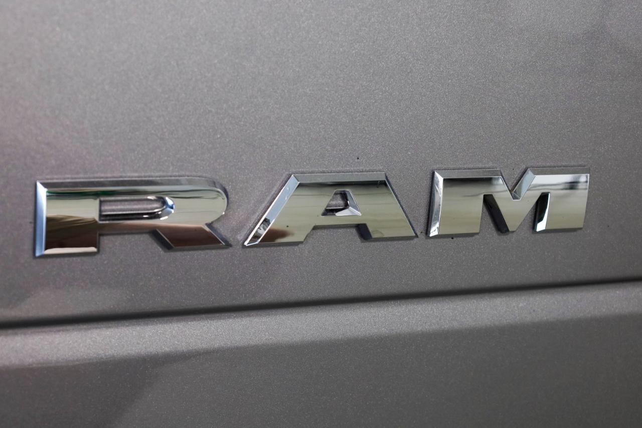 RAM 2500 Laramie 4x4 Crew Cab 6'4" Box 2024