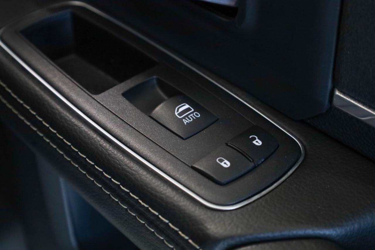 RAM 2500 Laramie 4x4 Crew Cab 6'4" Box 2024