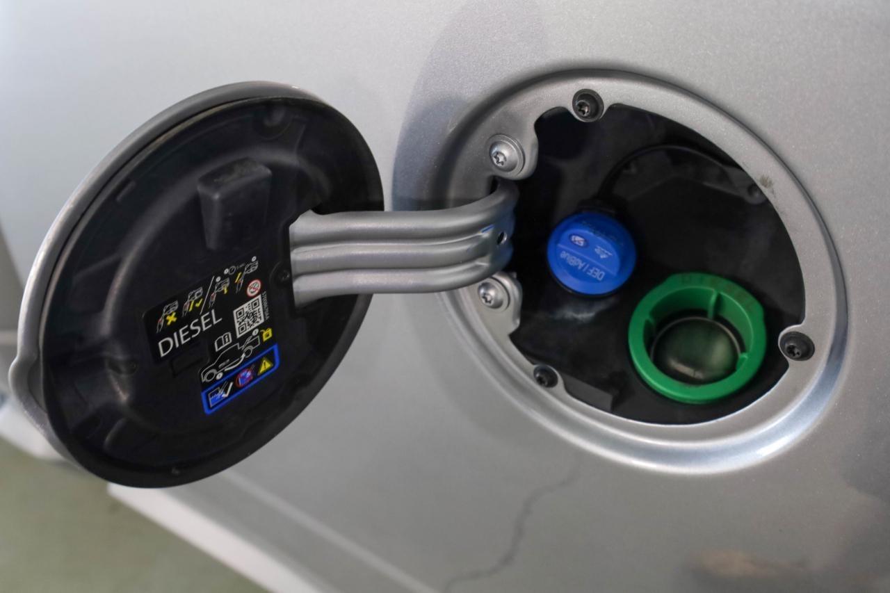 RAM 2500 Laramie 4x4 Crew Cab 6'4" Box 2024