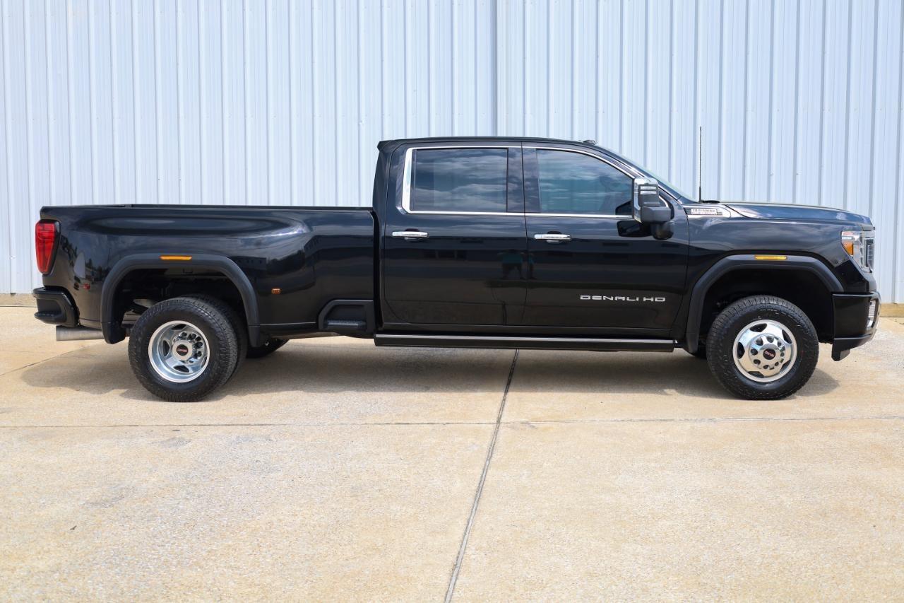GMC Sierra 3500HD 4WD Crew Cab 172" Denali 2022