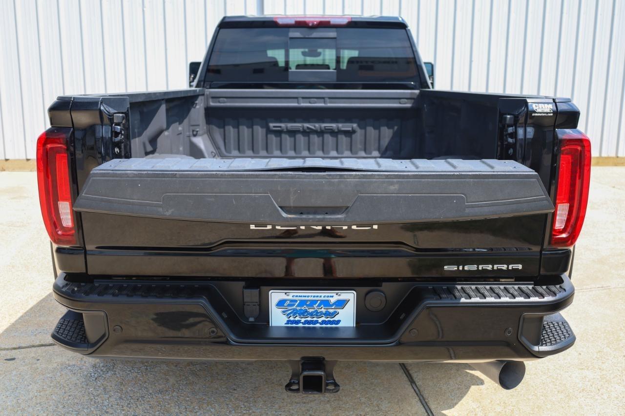 GMC Sierra 3500HD 4WD Crew Cab 172" Denali 2022