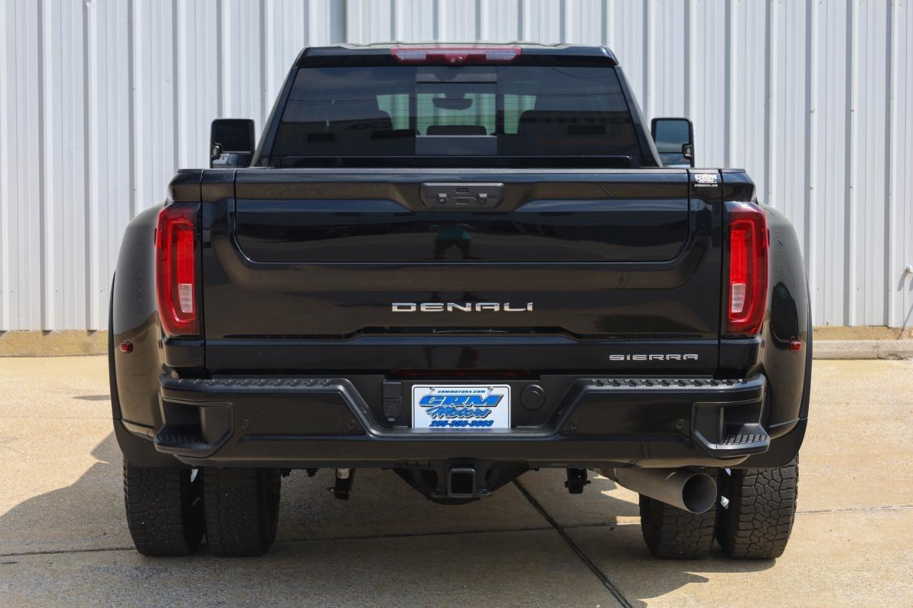 GMC Sierra 3500HD 4WD Crew Cab 172" Denali 2022