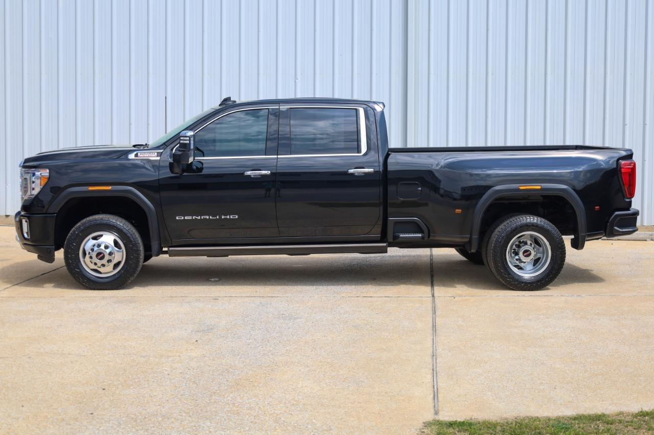 GMC Sierra 3500HD 4WD Crew Cab 172" Denali 2022