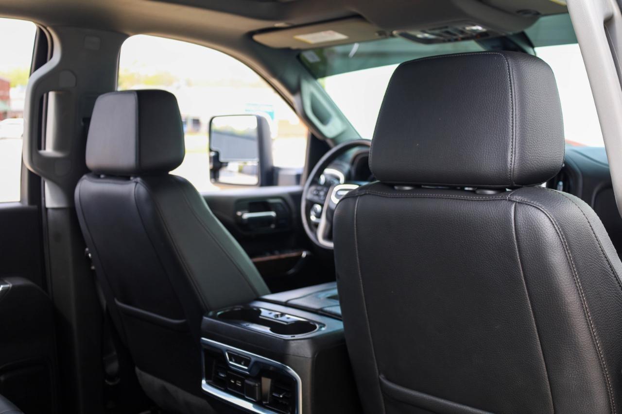 GMC Sierra 3500HD 4WD Crew Cab 172" Denali 2022