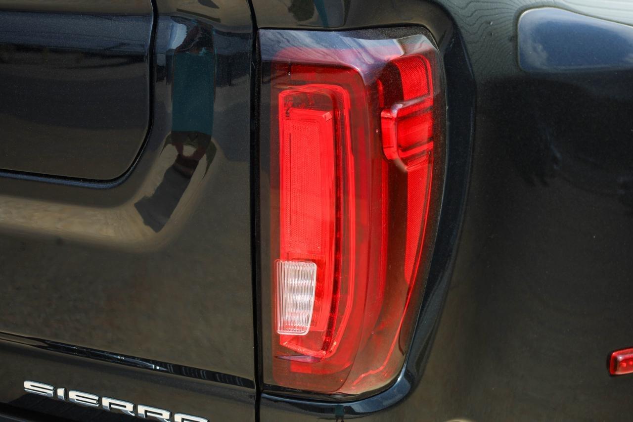 GMC Sierra 3500HD 4WD Crew Cab 172" Denali 2022