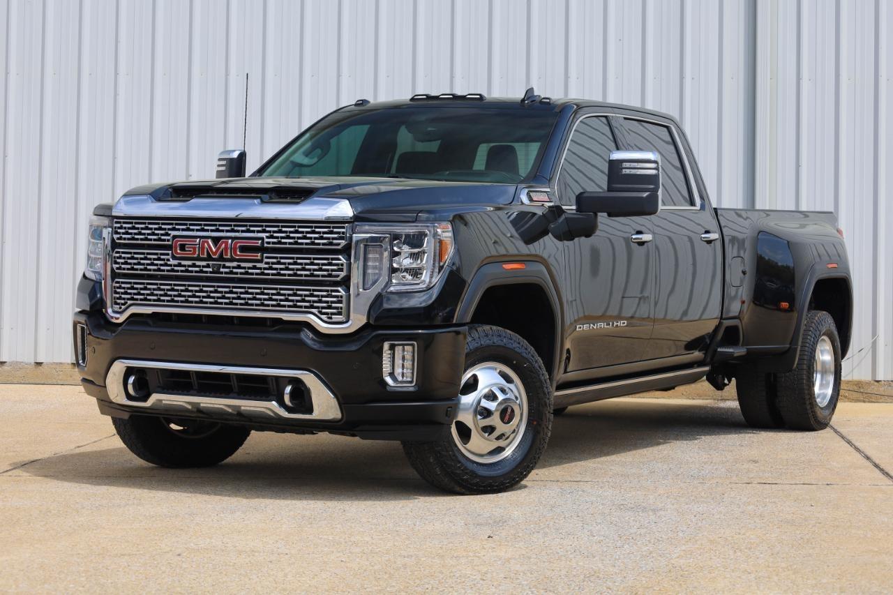GMC Sierra 3500HD 4WD Crew Cab 172" Denali 2022