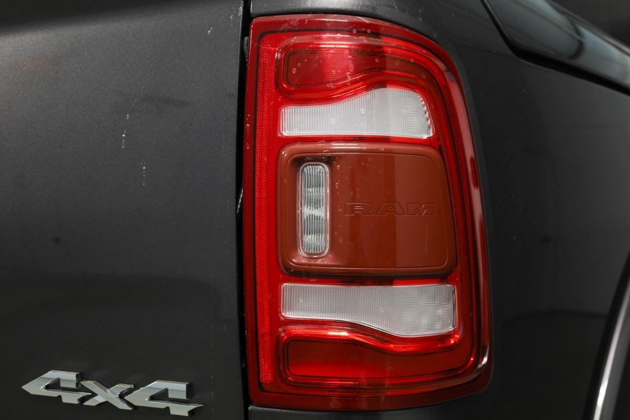 RAM 3500 Longhorn 4x4 Mega Cab 6'4" Box 2022