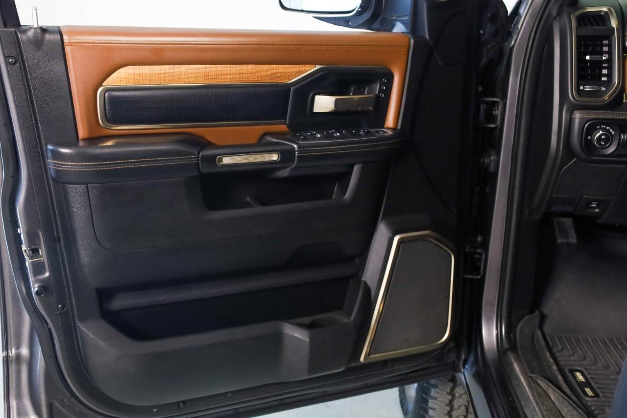 RAM 3500 Longhorn 4x4 Mega Cab 6'4" Box 2022