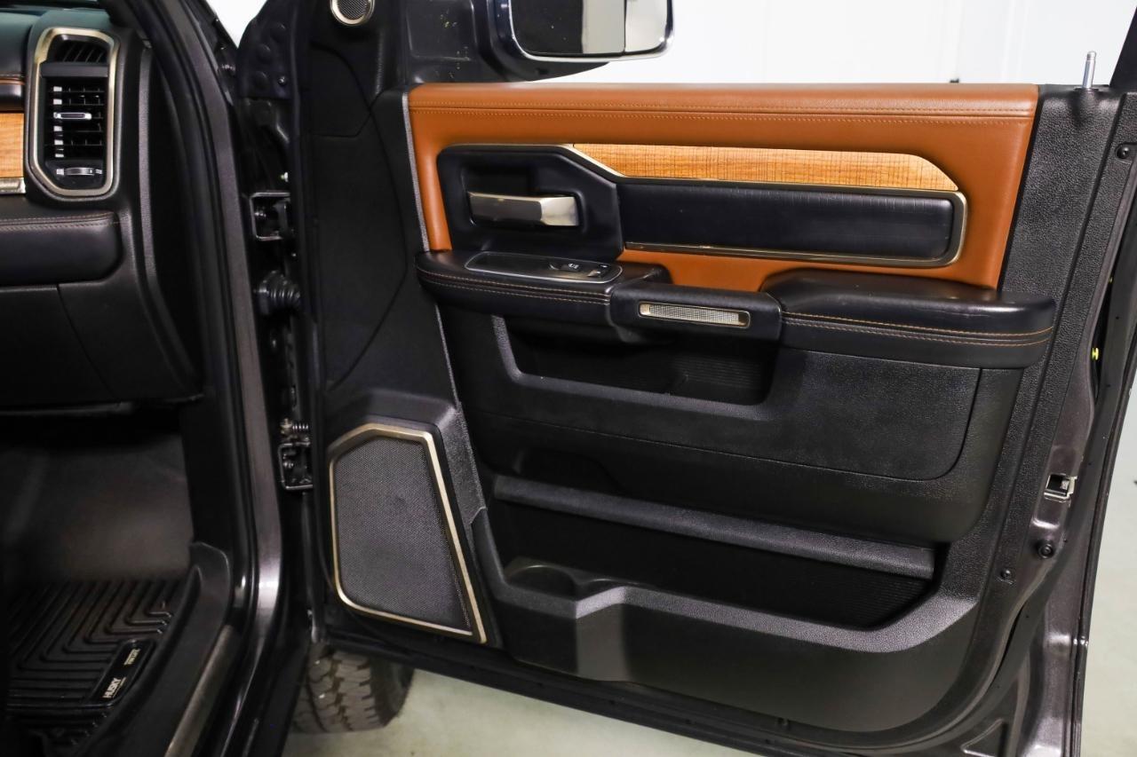 RAM 3500 Longhorn 4x4 Mega Cab 6'4" Box 2022