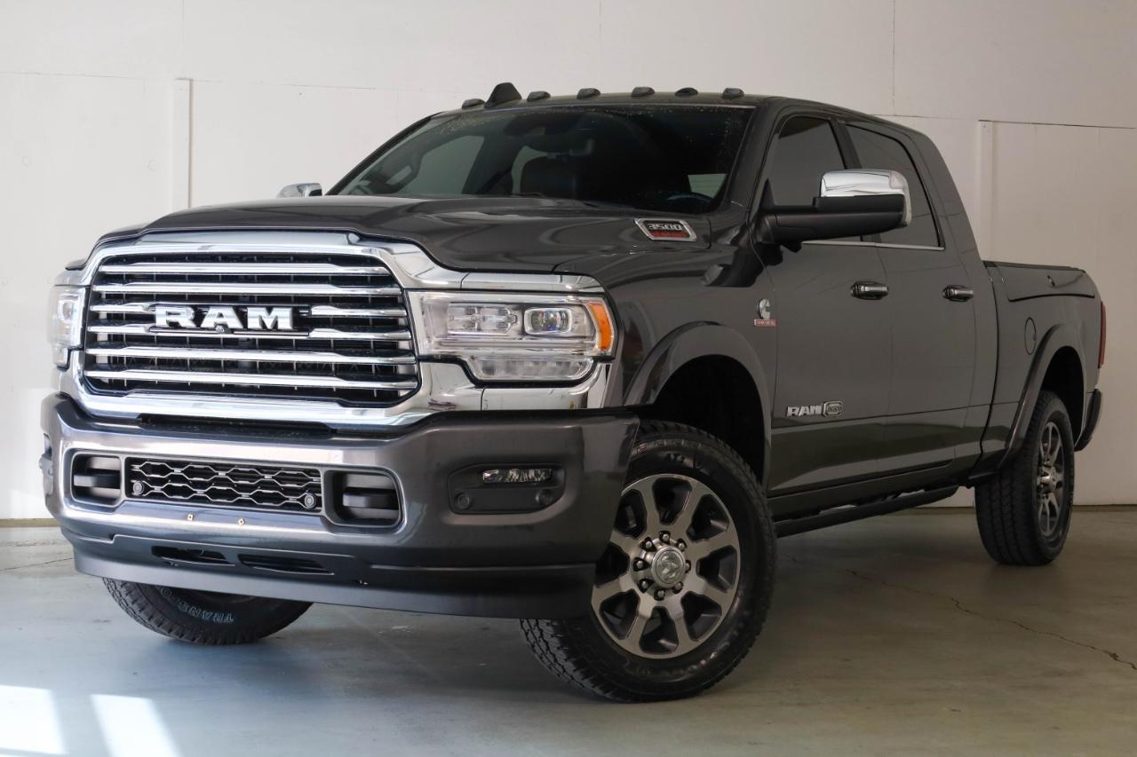 RAM 3500 Longhorn 4x4 Mega Cab 6'4" Box 2022