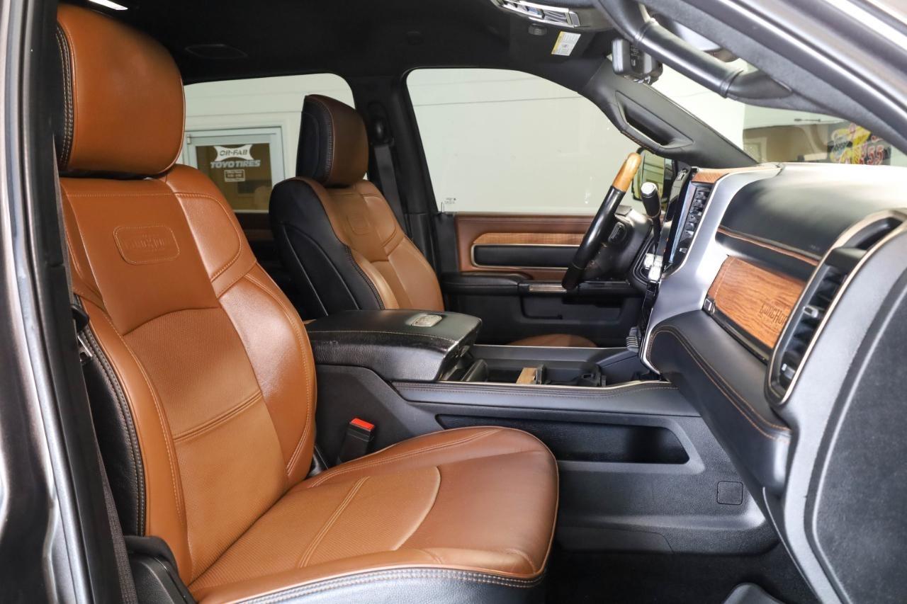 RAM 3500 Longhorn 4x4 Mega Cab 6'4" Box 2022