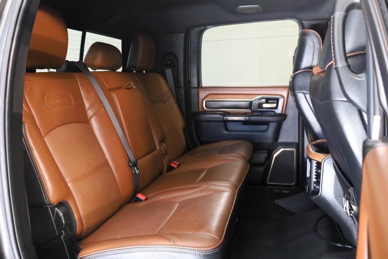 RAM 3500 Longhorn 4x4 Mega Cab 6'4" Box 2022