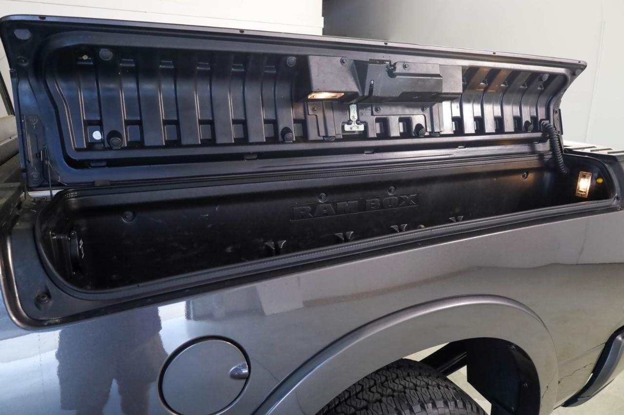 RAM 3500 Longhorn 4x4 Mega Cab 6'4" Box 2022