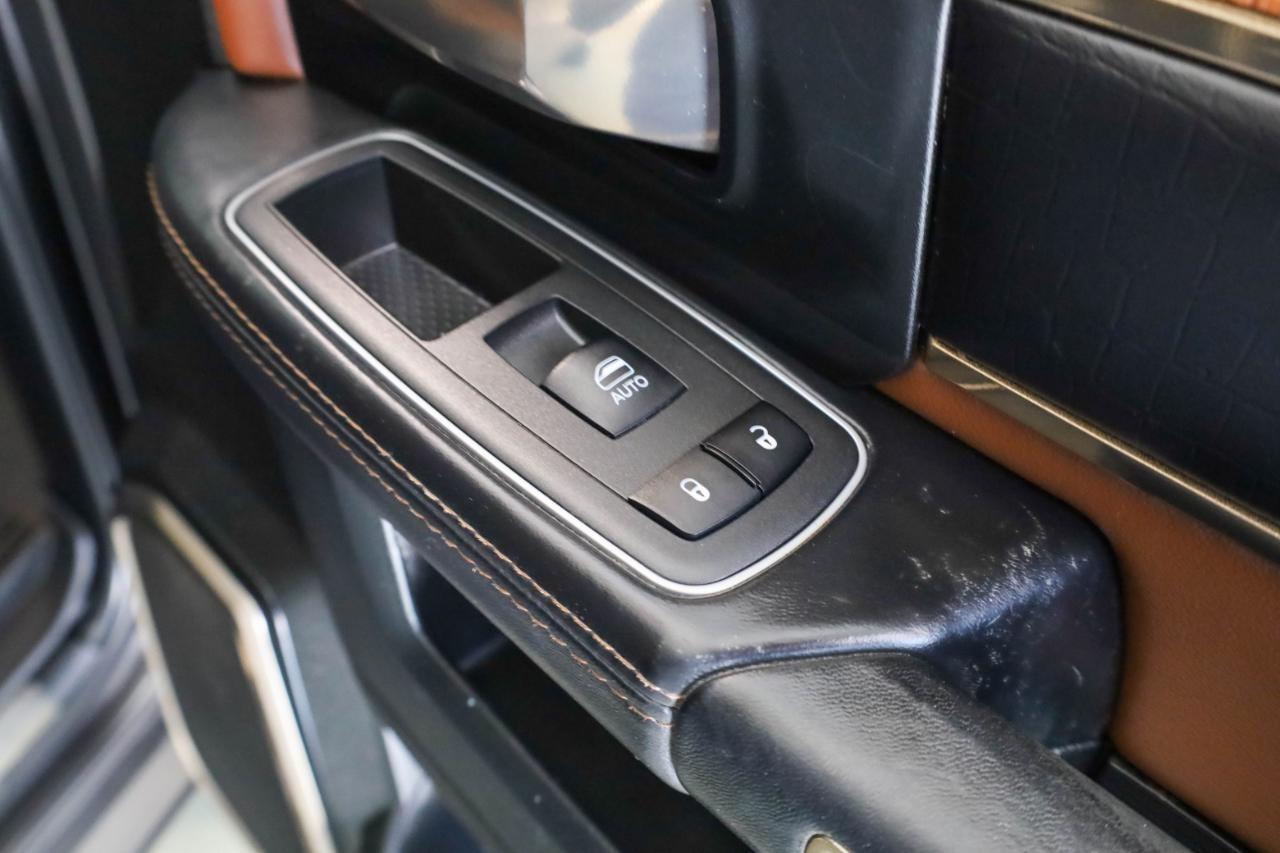 RAM 3500 Longhorn 4x4 Mega Cab 6'4" Box 2022