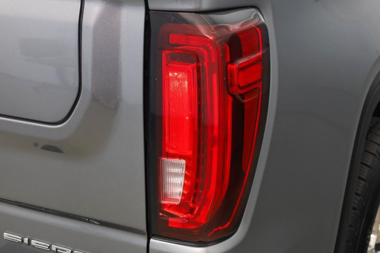 GMC Sierra 1500 4WD Crew Cab 147" Denali 2020