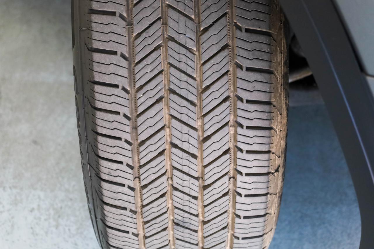 GMC Sierra 1500 4WD Crew Cab 147" Denali 2020