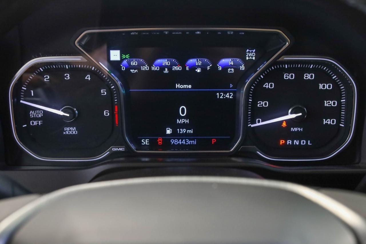 GMC Sierra 1500 4WD Crew Cab 147" Denali 2020