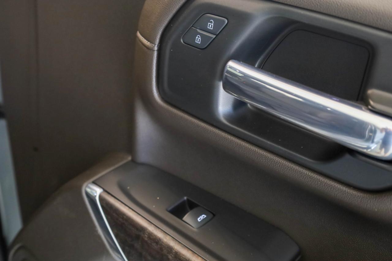 GMC Sierra 1500 4WD Crew Cab 147" Denali 2020