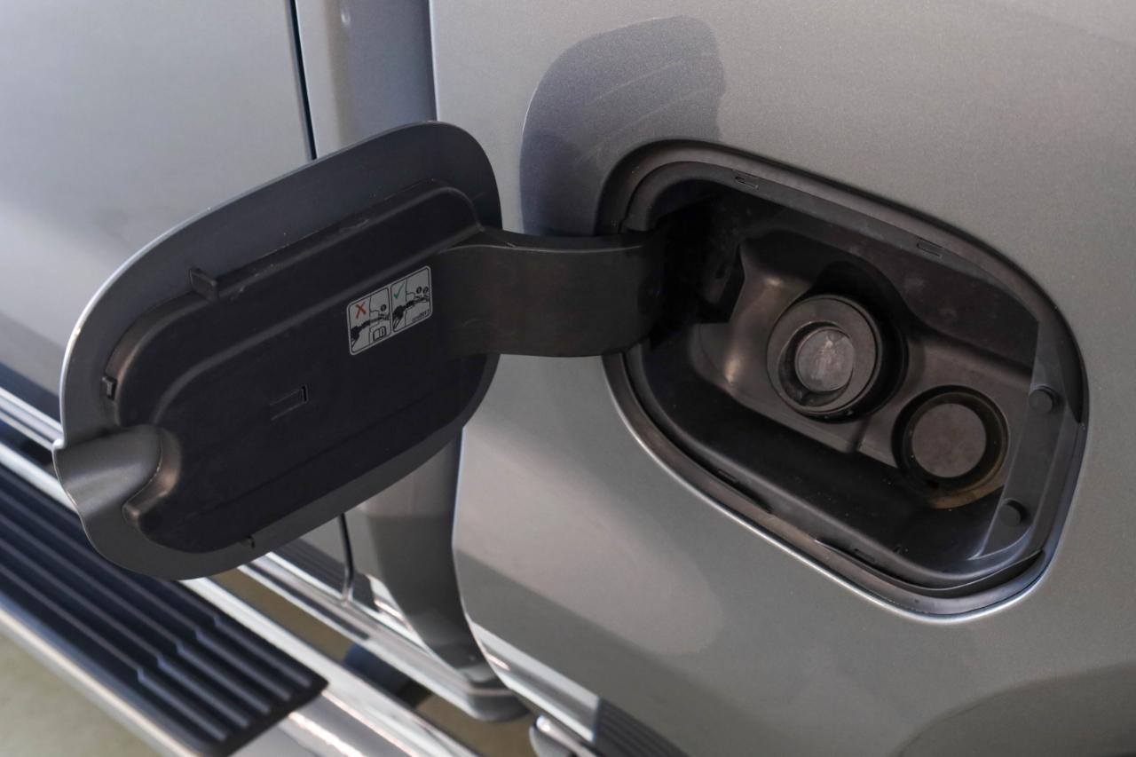 GMC Sierra 1500 4WD Crew Cab 147" Denali 2020