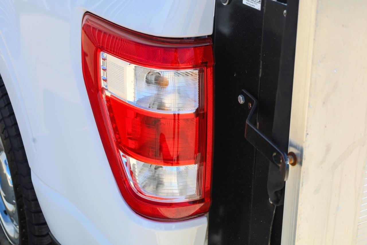 Ford F-150 Lariat 2WD SuperCab 8' Box 2022