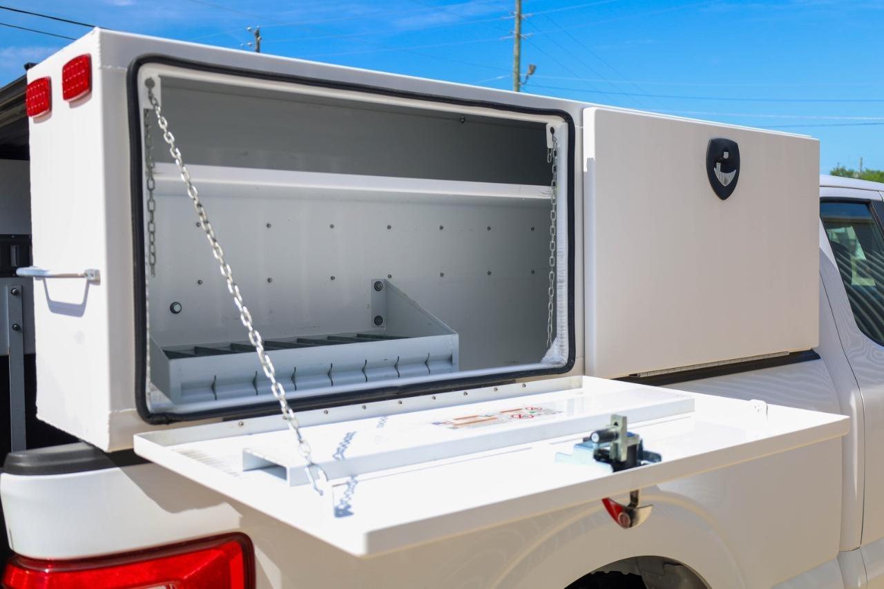 Ford F-150 Lariat 2WD SuperCab 8' Box 2022