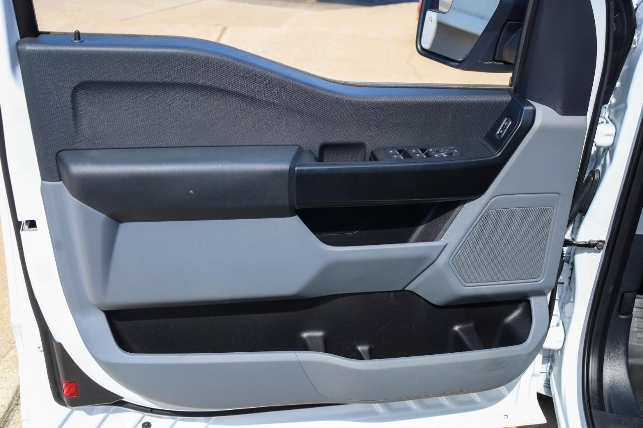 Ford F-150 Lariat 2WD SuperCab 8' Box 2022