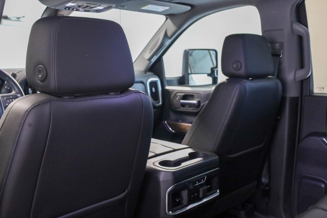 GMC Sierra 2500HD 4WD Crew Cab 159" Denali 2023