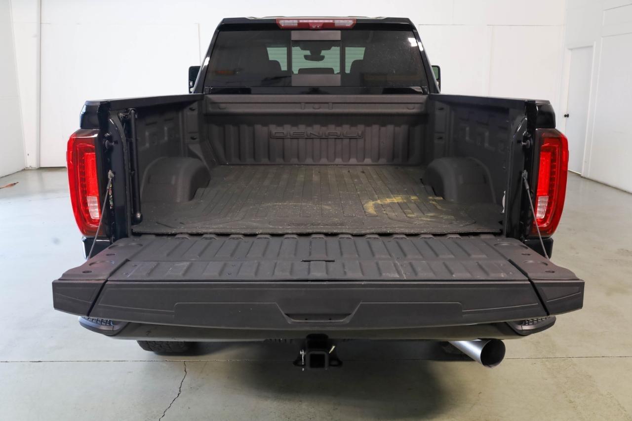 GMC Sierra 2500HD 4WD Crew Cab 159" Denali 2023