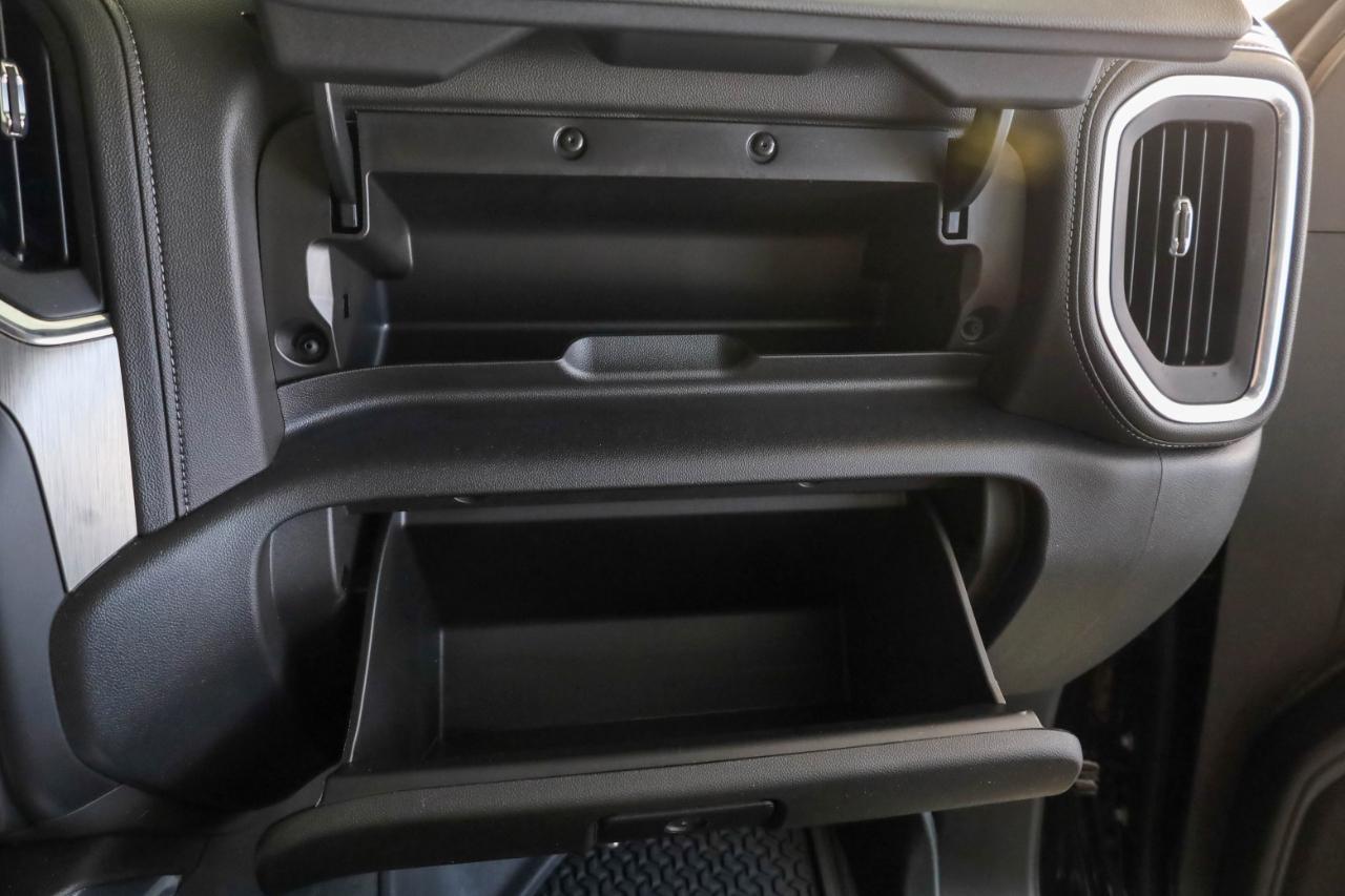 GMC Sierra 2500HD 4WD Crew Cab 159" Denali 2023