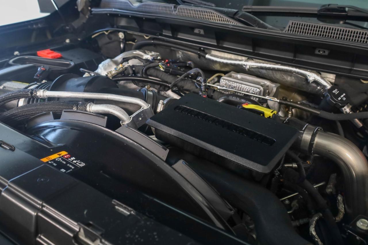 GMC Sierra 2500HD 4WD Crew Cab 159" Denali 2023