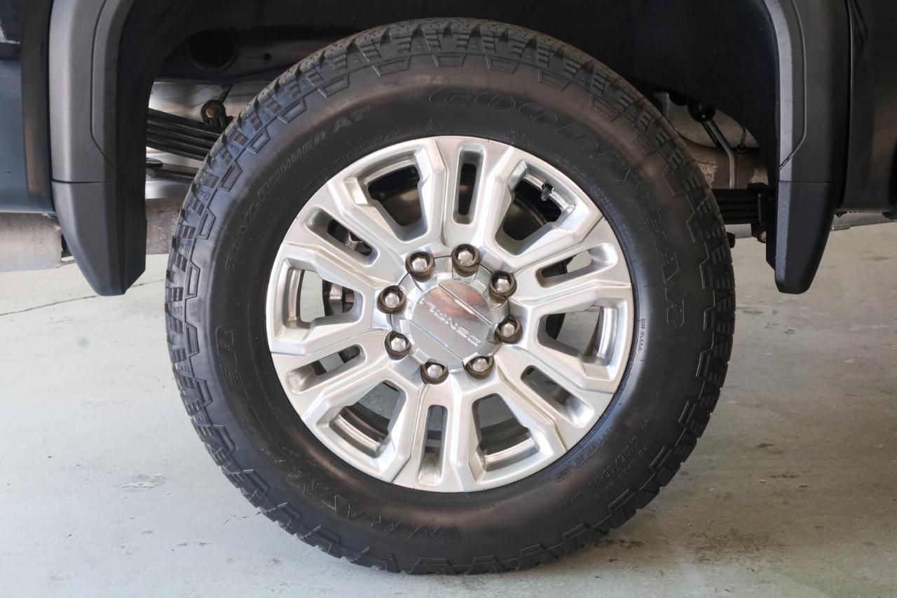 GMC Sierra 2500HD 4WD Crew Cab 159" Denali 2023